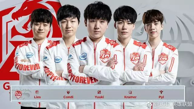 育界瞩目的 育界瞩目的